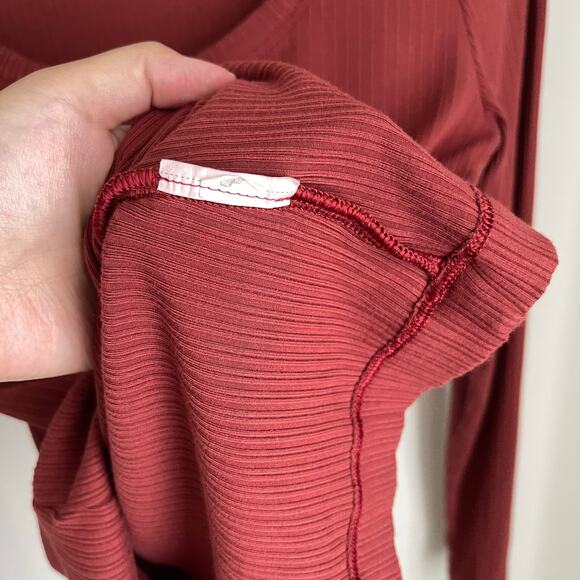 SPANX Red Rib Long Sleeve Scoop Neck Shirt (S) - Picture 7 of 7